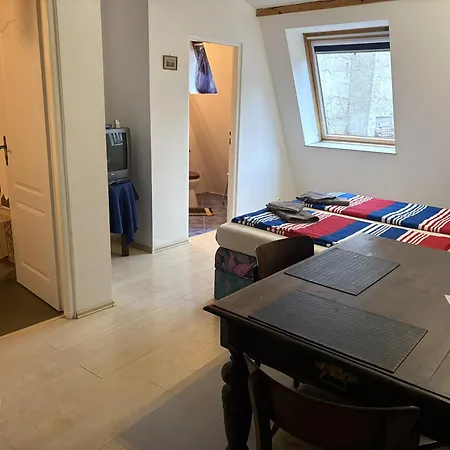 Excellent Location Apartmán *