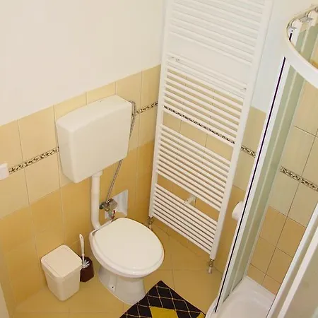 Апартаменти Excellent Location